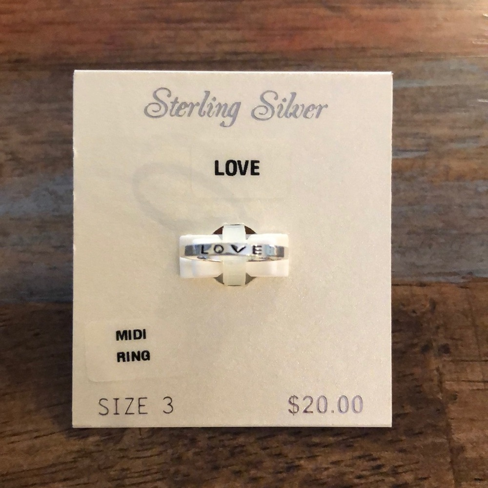 “Love” Midi Ring